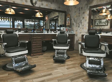 Brotherhood Barber Shop: Παραδοσιακό κούρεμα και ξύρισμα με στιλ