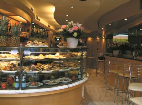 Blue Monkey: το απολαυστικό στέκι της Βουκουρεστίου