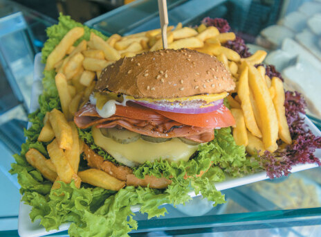 Le Premier, στην καρδιά της Αθήνας με τις πιο φρέσκες γεύσεις