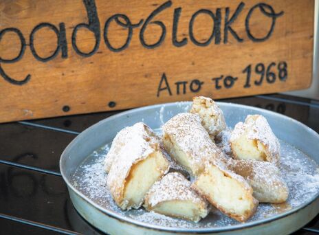 Παραδοσιακό: Οι συγκλονιστικές σφολιάτες της Νέας Σμύρνης