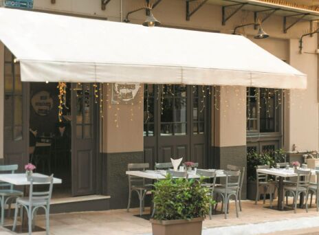 Χρύσα Χρύσα: το νόστιμο στέκι στην καρδιά των Πετραλώνων  