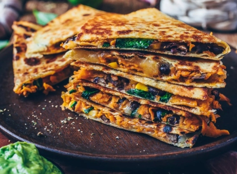 Quesadillas με σπανάκι και γλυκοπατάτα