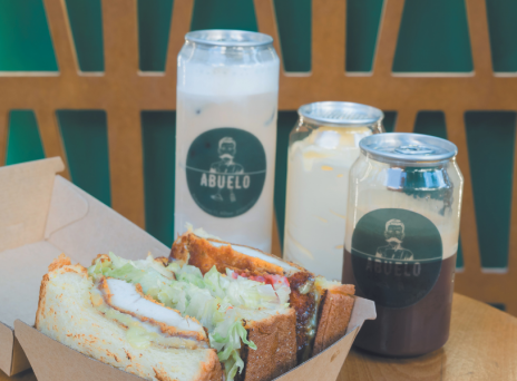 Abuelo: Το hot spot της πόλης για premium street food τώρα και στο Παγκράτι