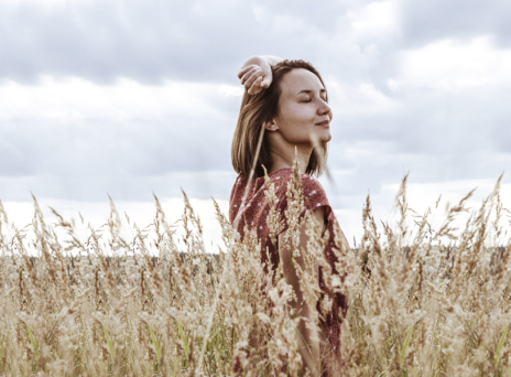 γυναίκα σε στάχυα 