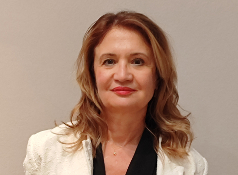 Ιστορίες για τη Γυάλινη Οροφή: Η ιστορία της Δρ Άννας Καραπαναγιώτου (Διευθύντρια Εθνικού Αρχαιολογικού Μουσείου) στη στήλη που ενώνει τις γυναίκες από τη Story Mentor.