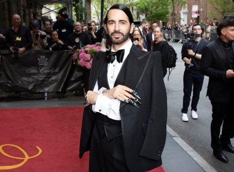 Τα νύχια του Μαρκ Τζέικομπς και το μανιφέστο της αποδοχής 