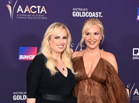 Ρέμπελ Γουίλσον και Ραμόνα Αγκρούμα