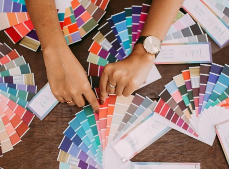 Διακόσμηση σπιτιού: Ποιες είναι τάσεις στα χρώματα για το 2025