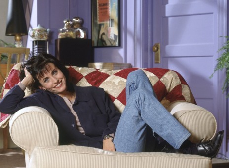 Διακοσμήστε το σαλόνι σας όπως η Μόνικα Γκέλερ