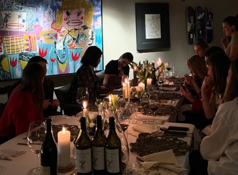 Πώς να οργανώσετε το πιο κομψό αλλά καθόλου βαρετό dinner party