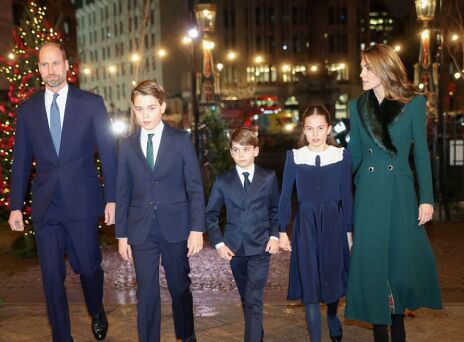 Βρετανία: Η πριγκίπισσα Κέιτ τιμά την προσφορά στην κοινότητα σε ετήσια χριστουγεννιάτικη εκδήλωση	