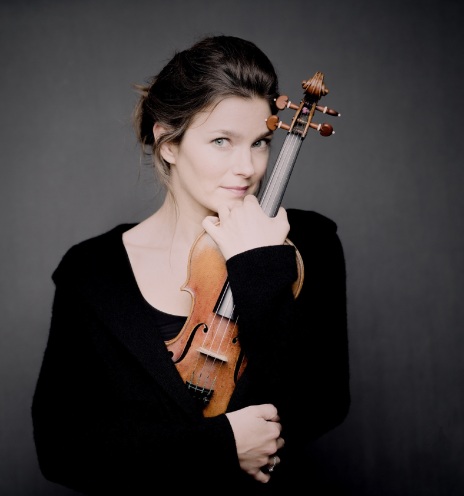 Η βιολονίστα Ζανίν Γιάνσεν έρχεται στο Μέγαρο