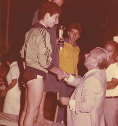 Βραβείο κολύμβησης με τον πρόεδρο Κυπριανού 1980