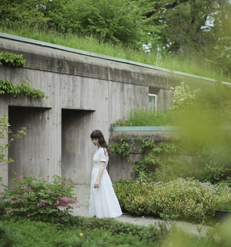 Alkyone: Είμαστε εδώ για να μάθουμε να αγαπάμε 