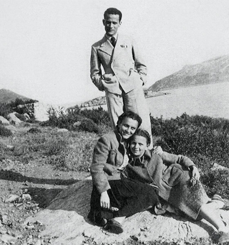 Ελένη Γλύκατζη - Αρβελέρ: Με τα αδέλφια της, Σμάρω και Βάσο στο Πόρτο Ράφτη