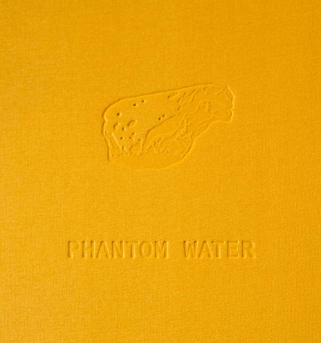 «Phantom Water», το photobook του Παύλου Λάζου για την ανυδρη Σίφνο