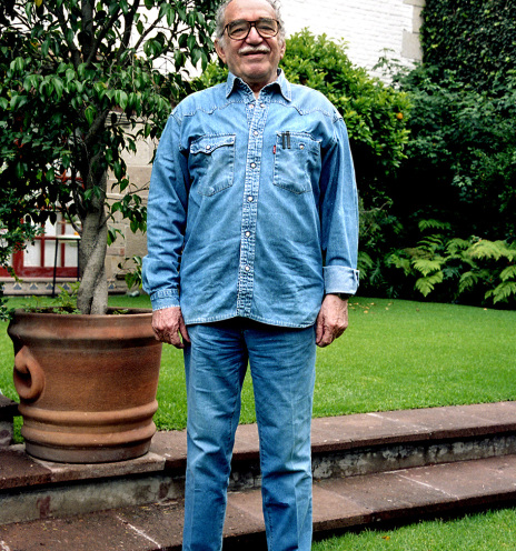 Ο Δημήτρης Γέρος φωτογραφίζει τον Γκάμπριελ Γκαρσία Μάρκες στο σπίτι του στο Μεξικό, το 2006
