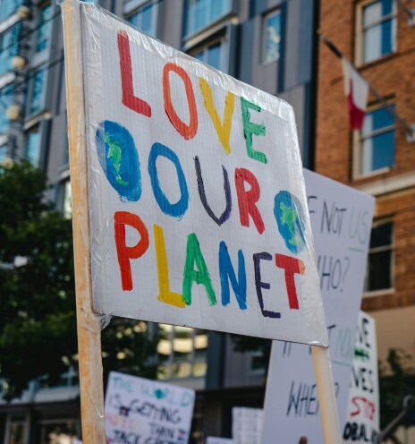 Οι άξονες της ΔΕΗ για κοινωνική, περιβαλλοντική και οικονομική βιωσιμότητα (ESG)