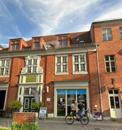 Σπίτι στο Ολλανδικό Τετράγωνο του Πότσνταμ, με την χαρακτηριστική αρχιτεκτονική από κόκκινο τούβλο του 18ου αιώνα