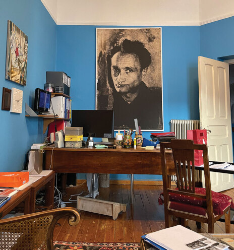 Στο γραφείο του Θεόδωρου Τερζόπουλου στη Λεωνιδίου