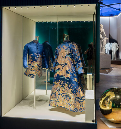 Εκθεμα από την έκθεση Fashion Masculinities στο V & A Museum