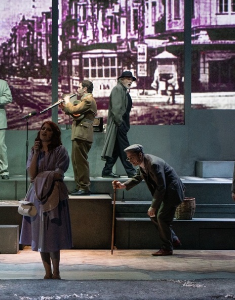 «Ήλιος με ξιφολόγχες», ΚΘΒΕ