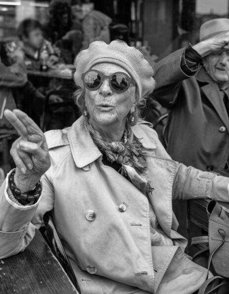 Les Grands Âges: Μια φωτογραφική αφήγηση για τη γήρανση - Ο Νίκος Αλιάγας καλεί σε έναν διάλογο τέχνης και ζωής