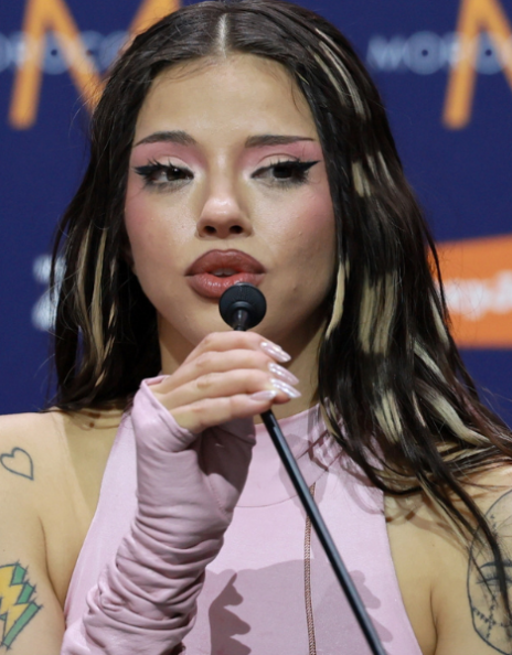 Bangaranga makeup: Πώς να πετύχεις το beuty look της Dara