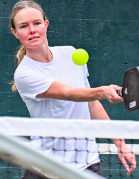  Pickleball: Το άθλημα που έγινε η νέα εμμονή του Χόλιγουντ
