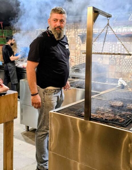 Ο Άγριος είναι η καινούργια χασαποταβέρνα της πόλης