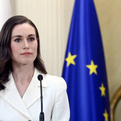Φινλανδία: Με δάκρυα στα μάτια η πρωθυπουργός υπερασπίζεται τον εαυτό της απέναντι στις επικρίσεις για πάρτι	