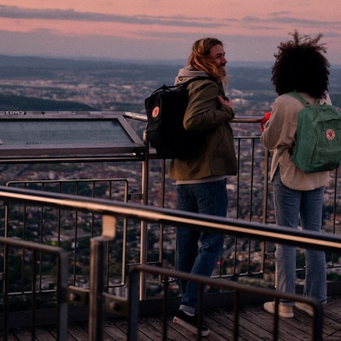 Αυτό το φθινόπωρο, διάλεξε το δικό σου Kånken backpack για περιπέτειες στην πόλη και τη φύση