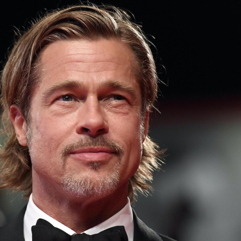 Μπραντ Πιτ: Λάνσαρε σειρά καλλυντικών και χόρτασε κράξιμο