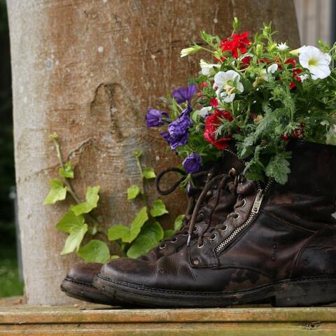 Τα νέα φυσικά υλικά που χρησιμοποιούν οι βιομηχανίες της μόδας και των ειδών σπιτιού, προκειμένου να μειώσουν τις περιβαλλοντικές επιπτώσεις.