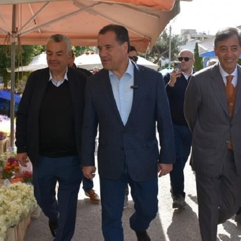 Αυτοψία Γεωργιάδη στην αγορά: Ικανοποίηση για τις τιμές