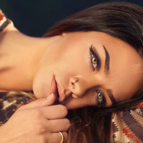 Μεταμόσχευση φρυδιών: Η νέα χειρουργική διαδικασία για πυκνά, γεμάτα φρύδια.