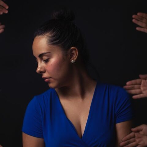 Θεραπεία απόρριψης: Ένα challenge με 82 εκατομμύρια προβολές στο TikTok υπόσχεται να μας απαλλάξει από την αγωνία των απορρίψεων.