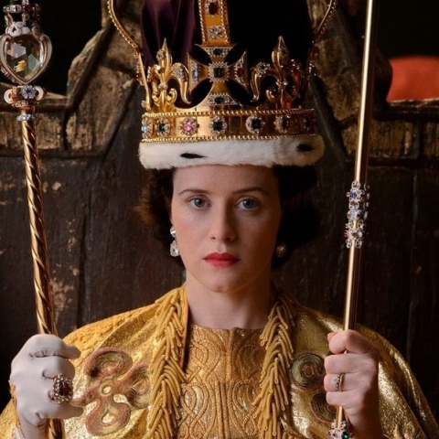 The Crown: Έκθεση στο Λονδίνο με κοστούμια και σκηνικά της σειράς 