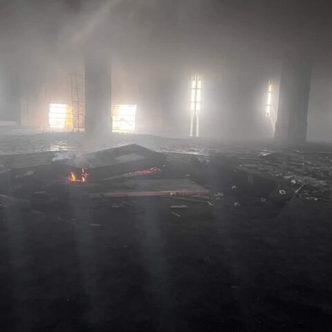 Συρία: Στην πυρά από πρώην αντικαθεστωτικούς ο τάφος του πατέρα Ασάντ