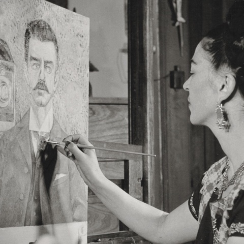 Η Φρίντα Κάλο ζωγραφίζει το «Πορτρέτο του πατέρα μου, Γκιγιέρμο Κάλο»