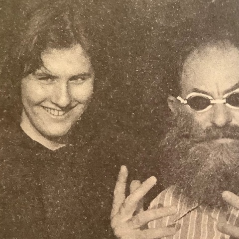 Ο Τζον Τέιλορ και ο Ηλίας Πετρόπουλος φωτογραφημένοι από τη σύζυγο του Τέιλορ Φρανσουά Νταβιέ Τέιλορ