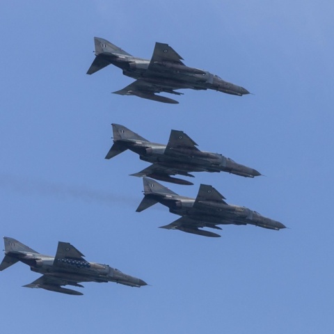 Πολεμικά αεροσκάφη σε σχηματισμό