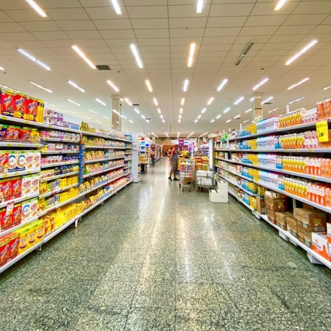 Στο 12,1% εκτοξεύτηκε ο πληθωρισμός τον Ιούνιο