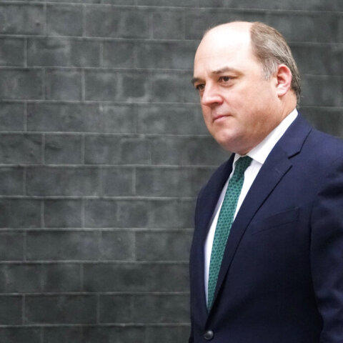 Βρετανία: Ο υπουργός Άμυνας Μπεν Γουάλας λέει ότι δεν θα είναι υποψήφιος διάδοχος του Μπόρις Τζόνσον	