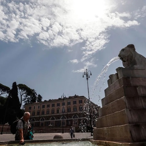 Aρναούτογλου: Καύσωνας σε Ισπανία και Πορτογαλία