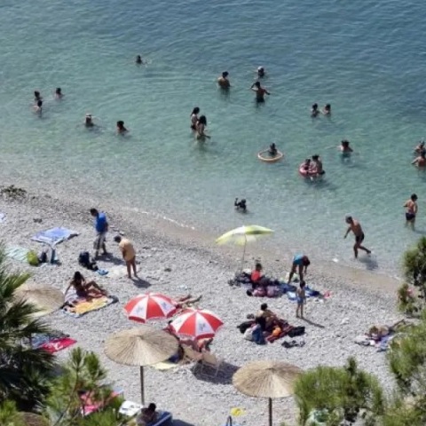 Οι προορισμοί κοντά στην Αθήνα που κερδίζουν τη «μάχη» για αποδράσεις