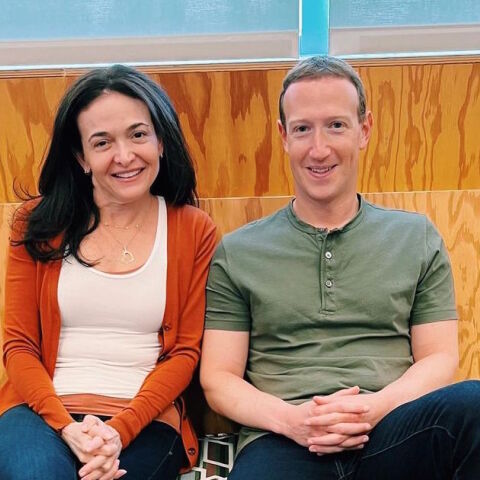 Sheryl Sandberg: Ποια είναι η εμβληματική γυναίκα της τεχνολογίας που ανακοίνωσε την αποχώρησή της από τη Meta.