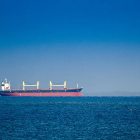 Δεξαμενόπλοιο έξω από την Κάρυστο