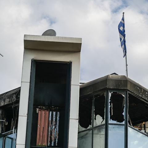 Πυρκαγιά στις εγκαταστάσεις του Real FM και Real News