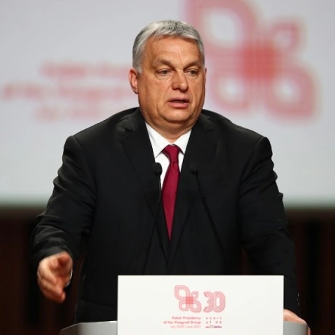 Ορμπάν κατά κυρώσεων στη Ρωσία: «Η Ευρώπη πυροβόλησε τον εαυτό της στους πνεύμονες»